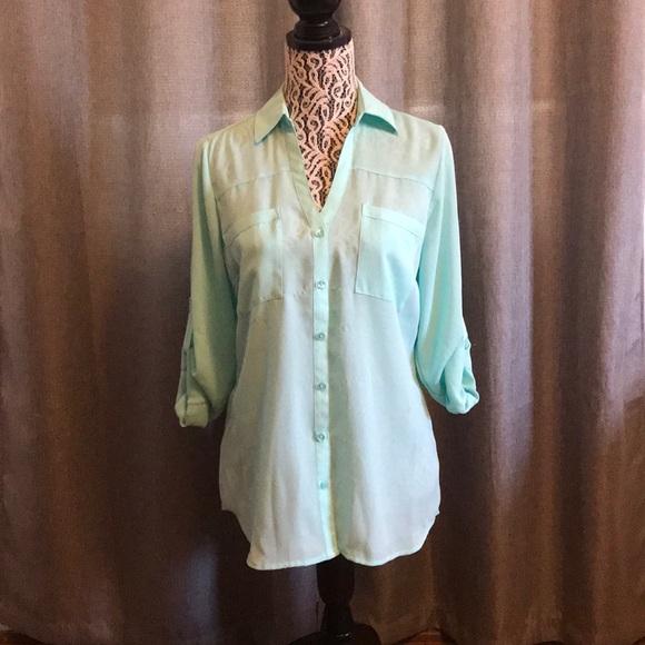 Express Portfolio Shirt - Picture 1 of 4